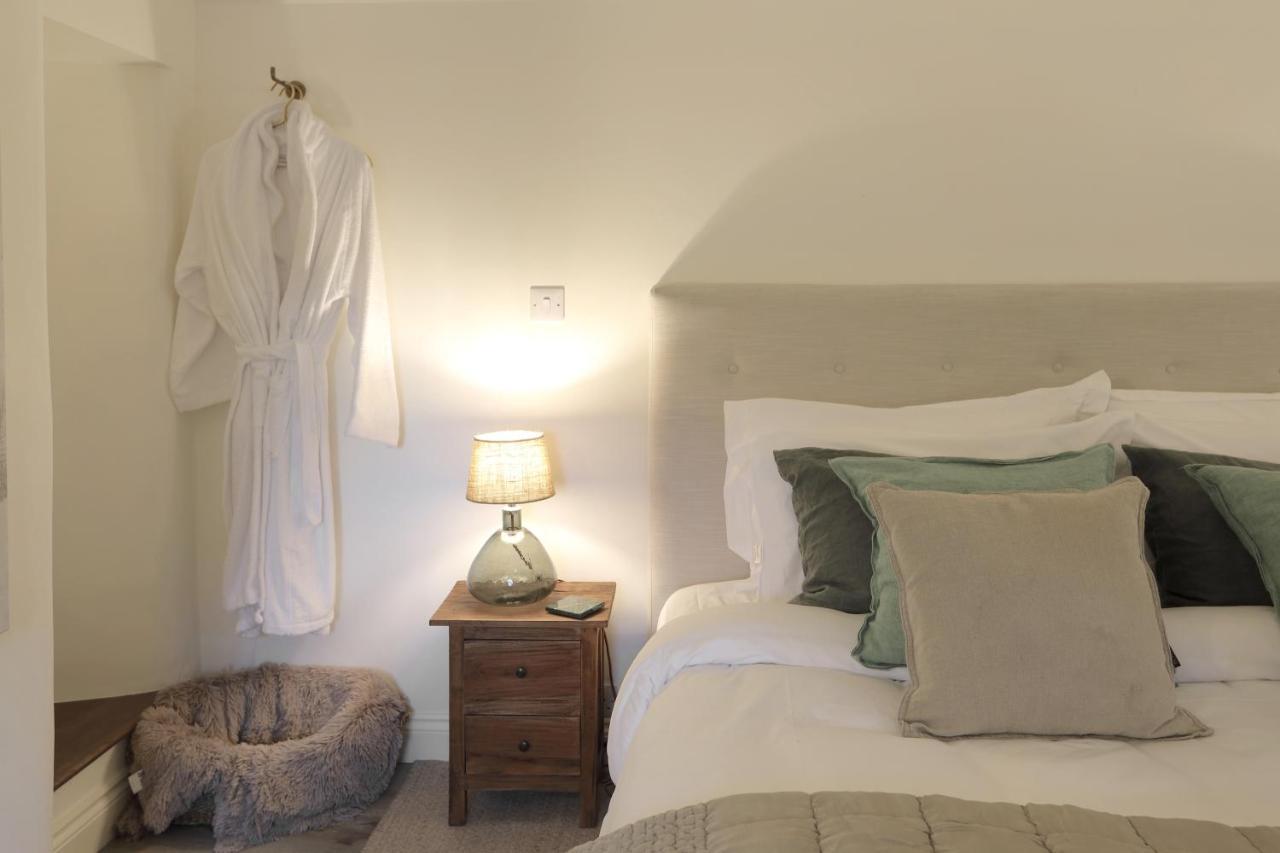 The Feathered Nest Inn Westcote Exteriér fotografie